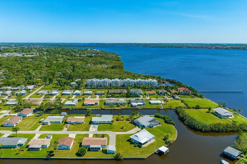 Best Shower Installation pros in Edgewater, FL